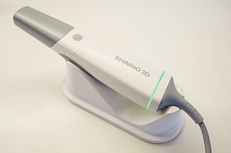 SHINING 3D