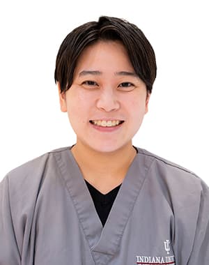 歯科医師 鈴木 菜月